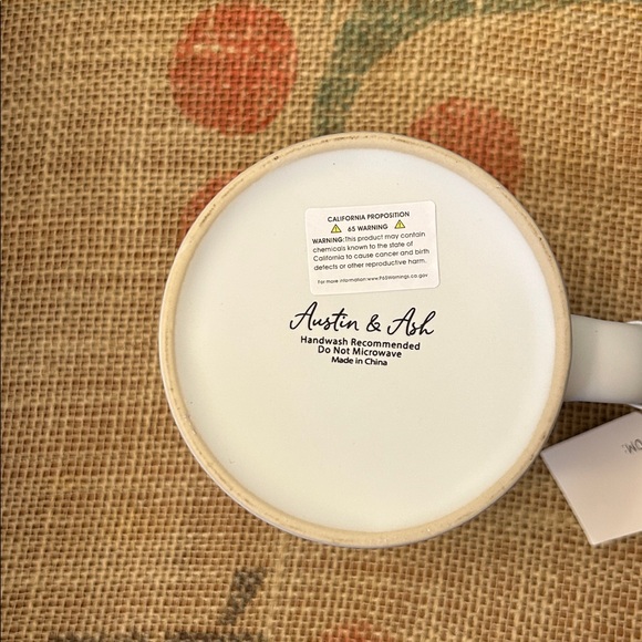 Austin & Ash cherry mug - Picture 7 of 7